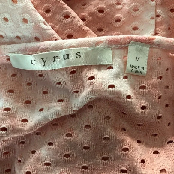 Cyrus Top - Picture 4 of 6